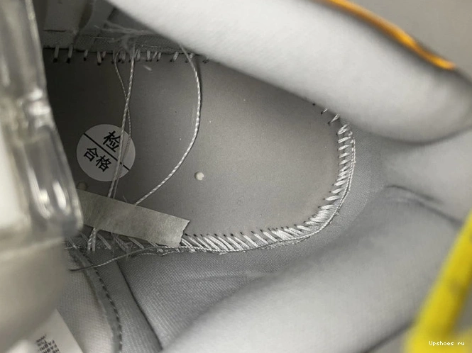 Light Switch CW6576-100 1 Smoke Jordan High - Air 0112